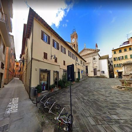 Casa Via Della Rocca Luna Poggibonsi Eksteriør billede