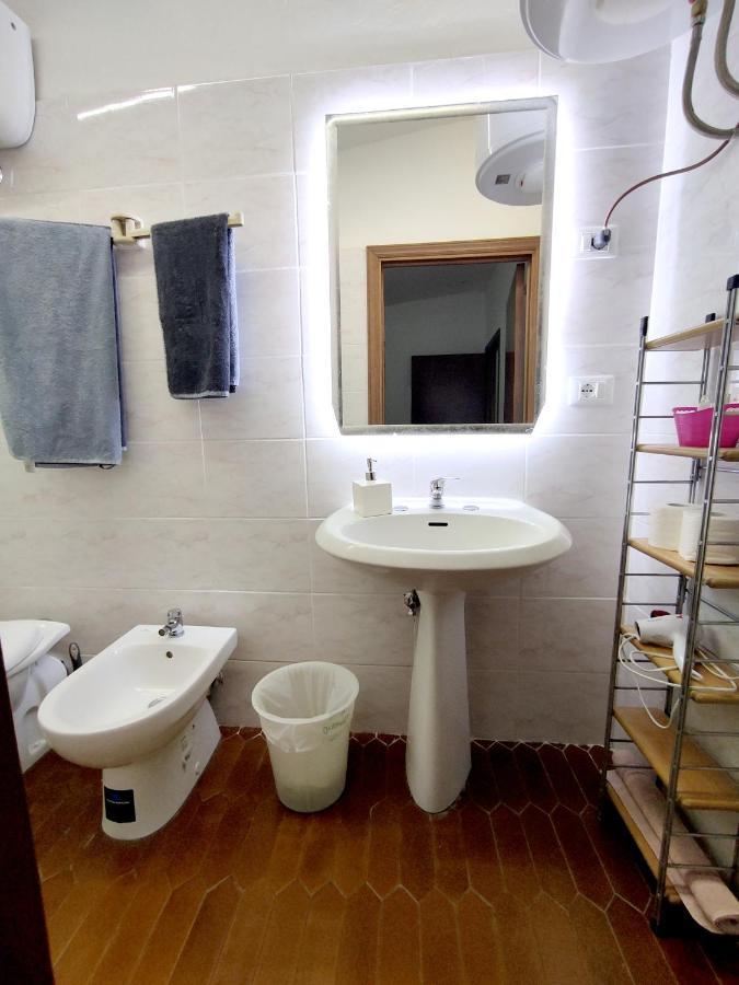 Casa Via Della Rocca Luna Poggibonsi Eksteriør billede