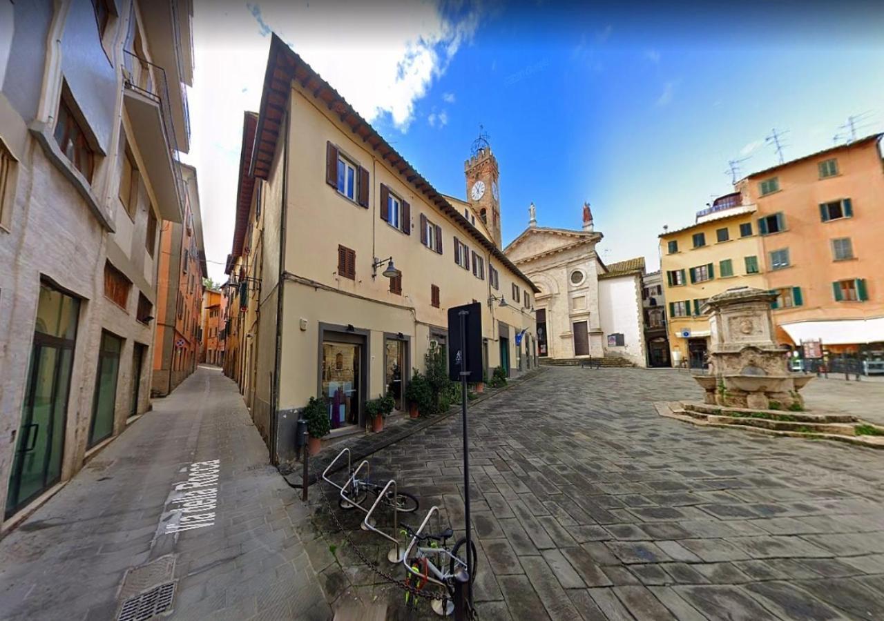 Casa Via Della Rocca Luna Poggibonsi Eksteriør billede