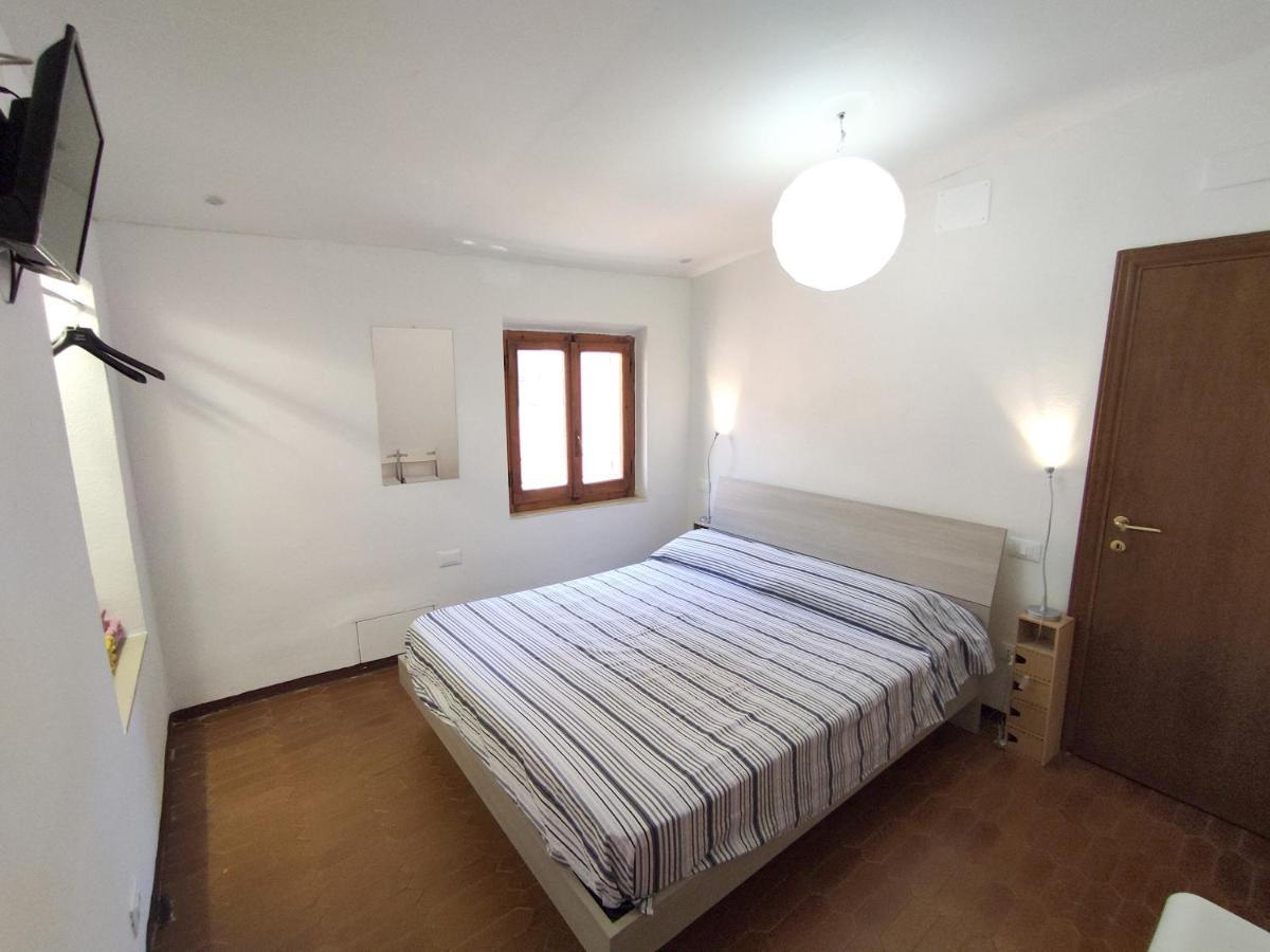 Casa Via Della Rocca Luna Poggibonsi Eksteriør billede