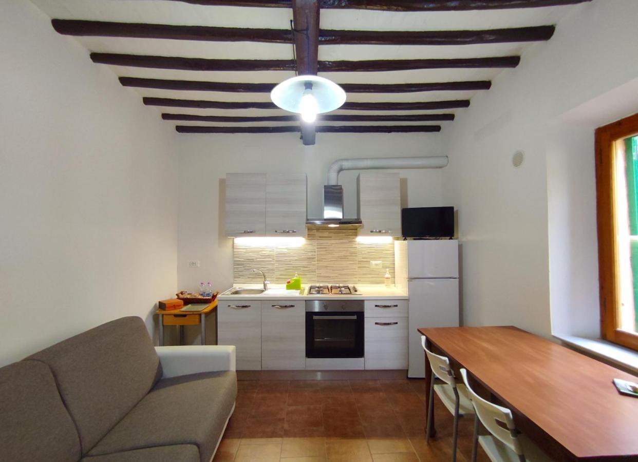 Casa Via Della Rocca Luna Poggibonsi Eksteriør billede